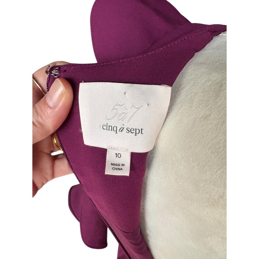 Cinq a Sept Micah Jewel Neck Open Shoulder Sheath Crepe Cocktail Dress - 10 - Picture 7 of 9
